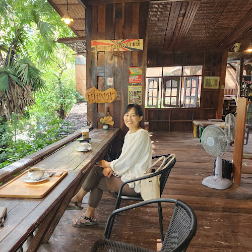 Comentarii opinii despre Pa Klang Mueang Café | ป่ากลางเมือง Café & Co-Working space