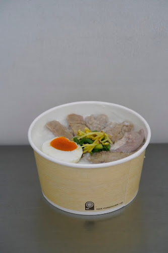 5, 15 ซอย สุรินทร์ ตำบลตลาดใหญ่ เมือง ภูเก็ต 83000