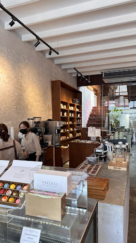 36 ถ. เยาวราช ตำบลตลาดใหญ่ อำเภอเมืองภูเก็ต ภูเก็ต 83000