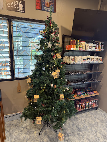 Beer Bank Rawai - การบริการอาหารและที่พัก