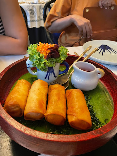 96 ถ. กระบี่ ตำบลตลาดเหนือ อำเภอเมืองภูเก็ต ภูเก็ต 83000