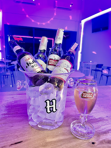 NOT BAR & MUGO DRINK นครสวรรค์ - การบริการอาหารและที่พัก