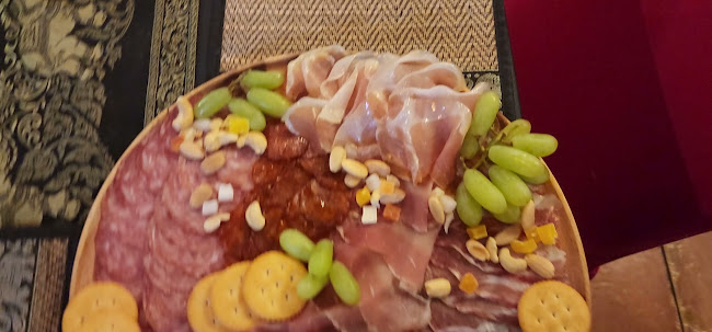 Comentarii opinii despre Jolly`s Hotel & Restaurant