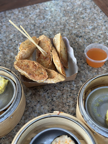 Opinii despre ต้มเลือดหมูคุณศรี พัทยากลาง în อำเภอบางละมุง - การบริการอาหารและที่พัก