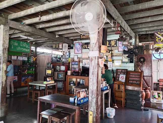 Comentarii opinii despre ร้านอึ้งผัดไทย