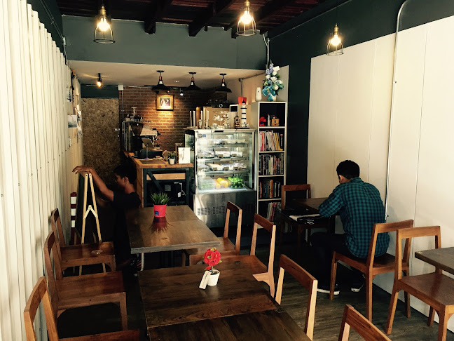 Comentarii opinii despre Alinda CAFE'