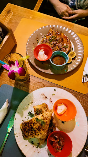 Centrico Mexican Restaurant HALAL - การบริการอาหารและที่พัก