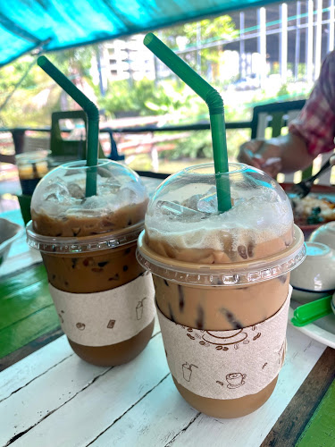 ร้านชมคลอง​ (ป้าเปิ้ล)​ก๋วยเตี๋ยวเรือ, ผัดไทย, อาหารตามสั่ง, สเต็ก, กาแฟสด - อำเภอธัญบุรี