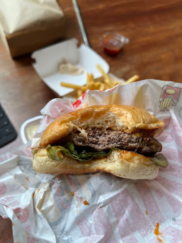 Ligon Burger ไลก้อน เบอร์เกอร์ - meaung