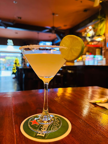 Comentarii opinii despre Irish Times Pub Phuket