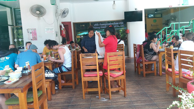 Thai smile 2 Restaurant - การบริการอาหารและที่พัก