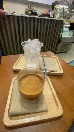 Opinii despre Albatross Coffee Roasters în อำเภอบางละมุง - การบริการอาหารและที่พัก