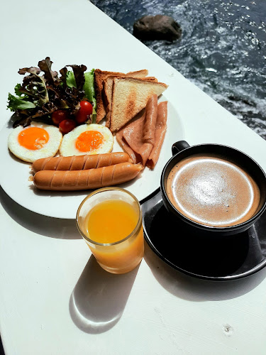 Sea Scape House Cafe' & Art