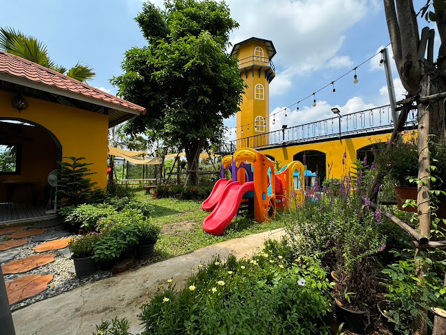 Comentarii opinii despre Light House Café ถนนพุทธสาคร