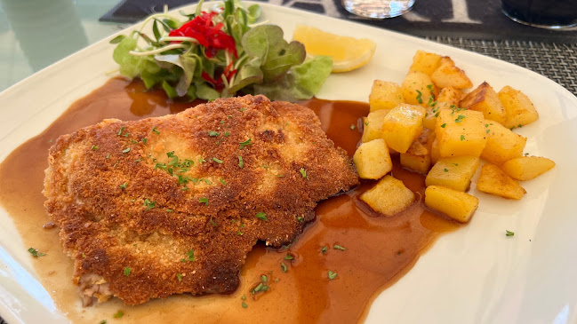 Opinii despre Akvavit Grill & Bar în อำเภอบางละมุง - การบริการอาหารและที่พัก