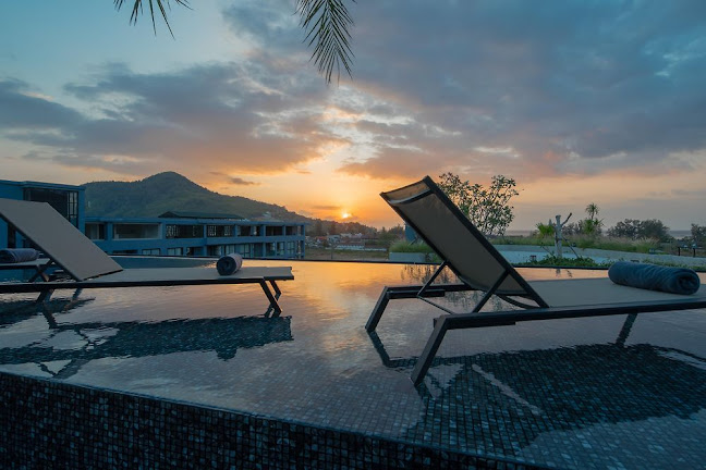 Sky Club Cocktails Restaurant & Bar - อำเภอกะทู้