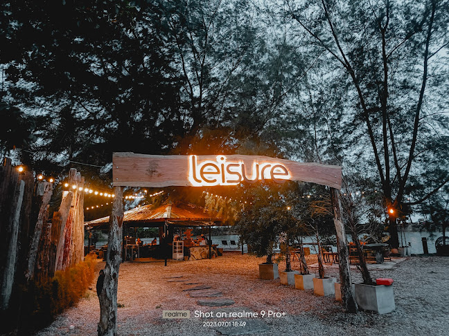 Leisure Café n Bar