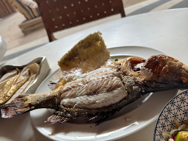 Opinii despre Cave Beach Club în อำเภอสัตหีบ - การบริการอาหารและที่พัก