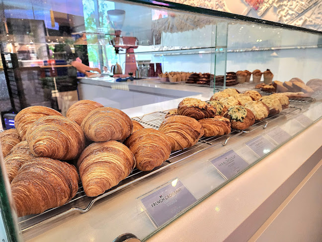 990 Central Korat, 1st floor, 998 Mittraphap - Nongkai Road, อำเภอเมืองนครราชสีมา นครราชสีมา 30000