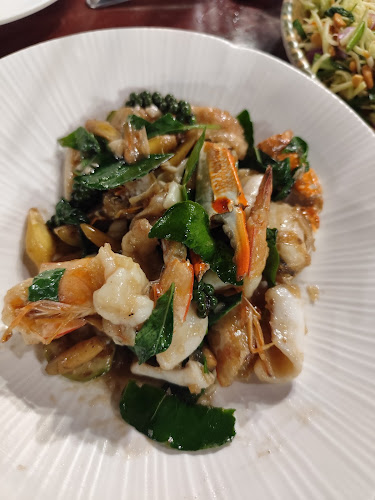 No.6 Restaurant Up The Hill - อำเภอกะทู้