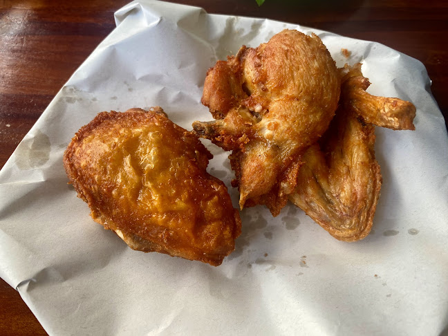 ข้าวแกงใต้พี่บ่าว - การบริการอาหารและที่พัก