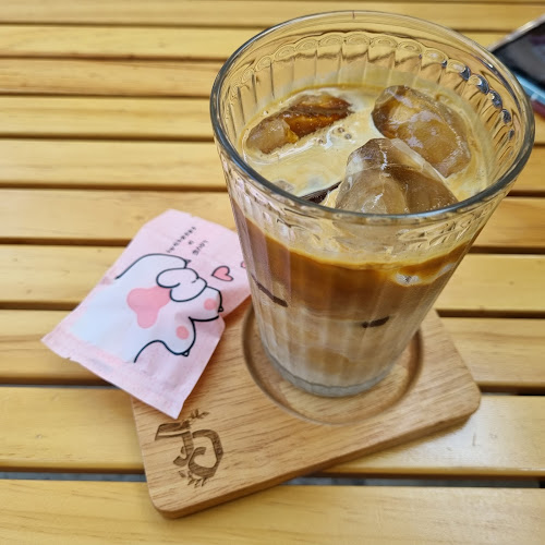 Opinii despre RAW COFFEE ROASTER x BAKER în อำเภอปากเกร็ด - การบริการอาหารและที่พัก