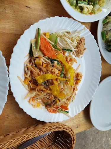 Opinii despre LEK SEAFOOD în อำเภอเมืองภูเก็ต - การบริการอาหารและที่พัก