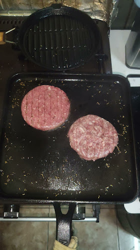 Twleve hamburgs - อำเภอเมืองนครสวรรค์