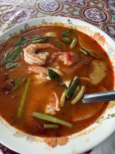 ส้มตำ และ อาหารตามสั่ง