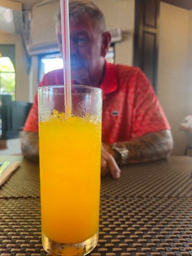 Opinii despre Robin Hood Tavern în อำเภอบางละมุง - การบริการอาหารและที่พัก