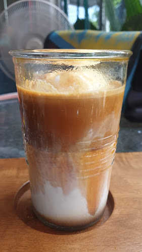 17 ซ ถนน ชวนะอุทิศ ตำบลวัดใหม่ อำเภอเมืองจันทบุรี จันทบุรี 22000