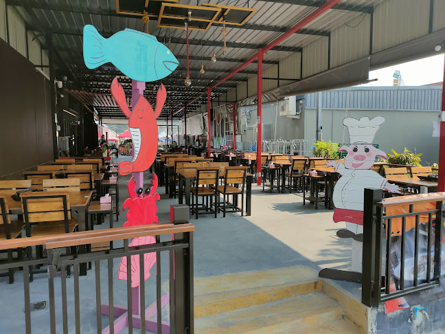 เหมยลี่หมูกระทะ บุฟเฟ่ต์ - การบริการอาหารและที่พัก