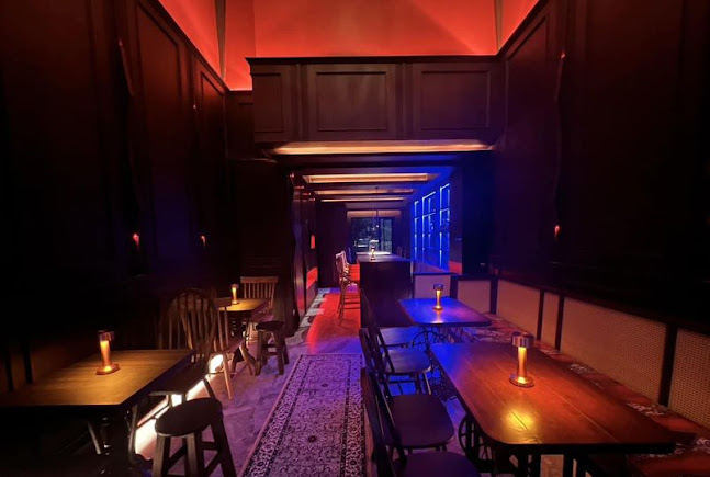 Comentarii opinii despre Oak wood bar