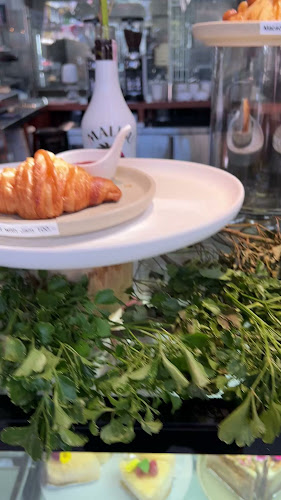 Sweet cigarette cafe&bar