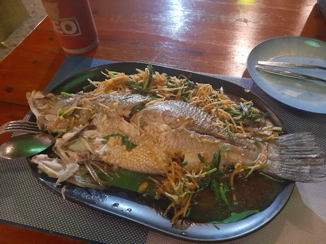 Opinii despre นิกิต้า în Phuket - การบริการอาหารและที่พัก