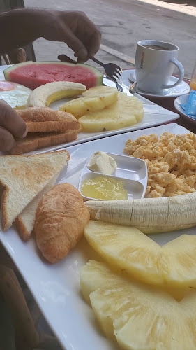 Delish Cafe & Restaurant - อำเภอเกาะสมุย