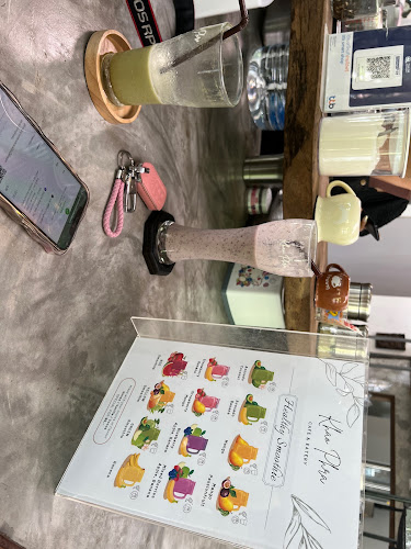 Khao Phra Cafe & Eatery