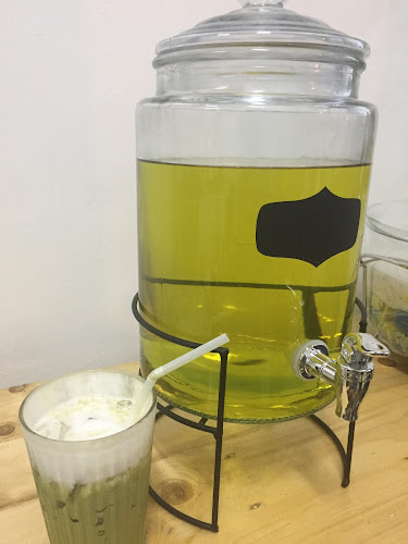 แม่ย่าคาเฟ่’ - การบริการอาหารและที่พัก