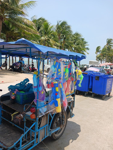 Comentarii opinii despre ล้านคุณย่า เตียงผ้าใบ หาดจอมเทียน ล็อค 152