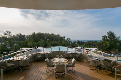 7th Floor Restaurant & Bar