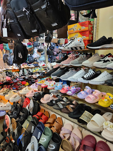 Comentarii opinii despre Big Market Hatyai (Plaza Market)