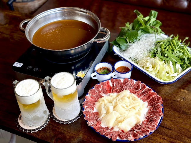 เมืองเก่า บาร์ - การบริการอาหารและที่พัก