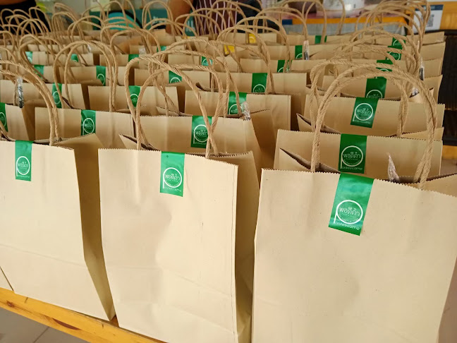 ร้าน ข้าวแกงพอดีคำ - การบริการอาหารและที่พัก