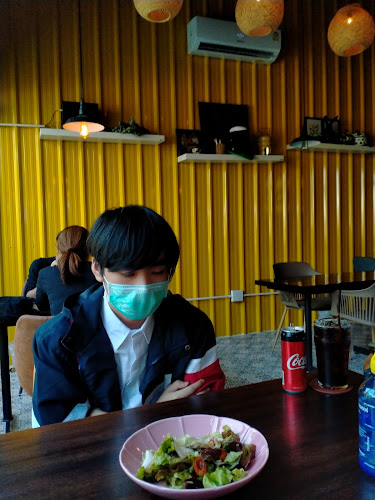 SMAZ Bistro สมาส บิสโทร - อำเภอเมืองนครราชสีมา