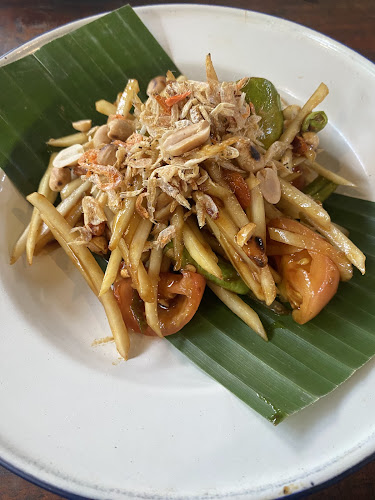 Opinii despre นิวแซ่บสุดซอย Chumphon în อำเภอเมืองชุมพร - การบริการอาหารและที่พัก