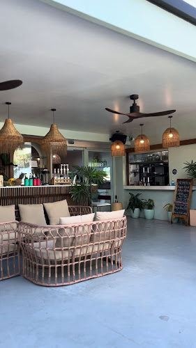 So French Restaurant and Bar