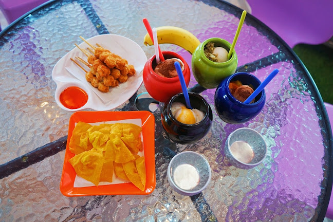 ไอติมโอ่ง สาขาหาดใหญ่ (สาขา 2) - การบริการอาหารและที่พัก