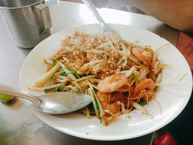 Opinii despre ブアカーオ名無し食堂 în อำเภอบางละมุง - การบริการอาหารและที่พัก