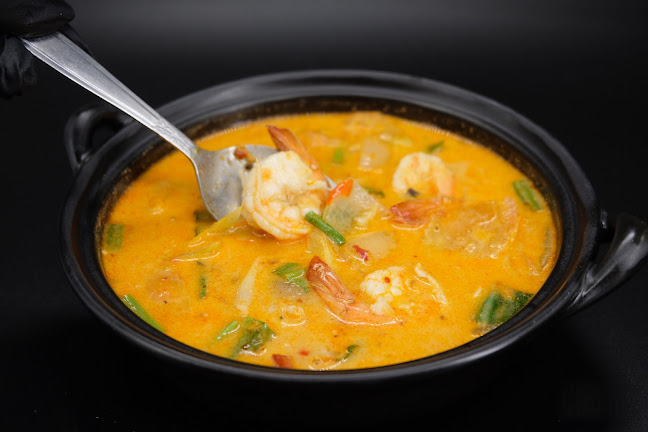 Chaba cafe ชบาคาเฟ่ - การบริการอาหารและที่พัก