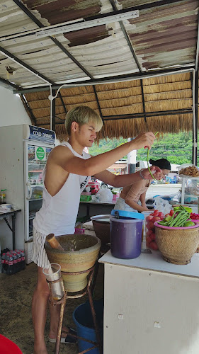 ร้านหอมมะนาว HomManaw ส้มตำแซ่บนัว(ร้านเดิม)